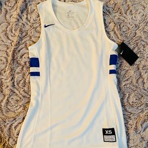 **SOLD** Nike Women’s Tank Top